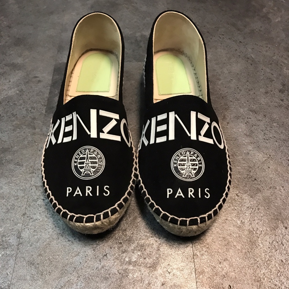 Black and white Kenzo Paris slip ons